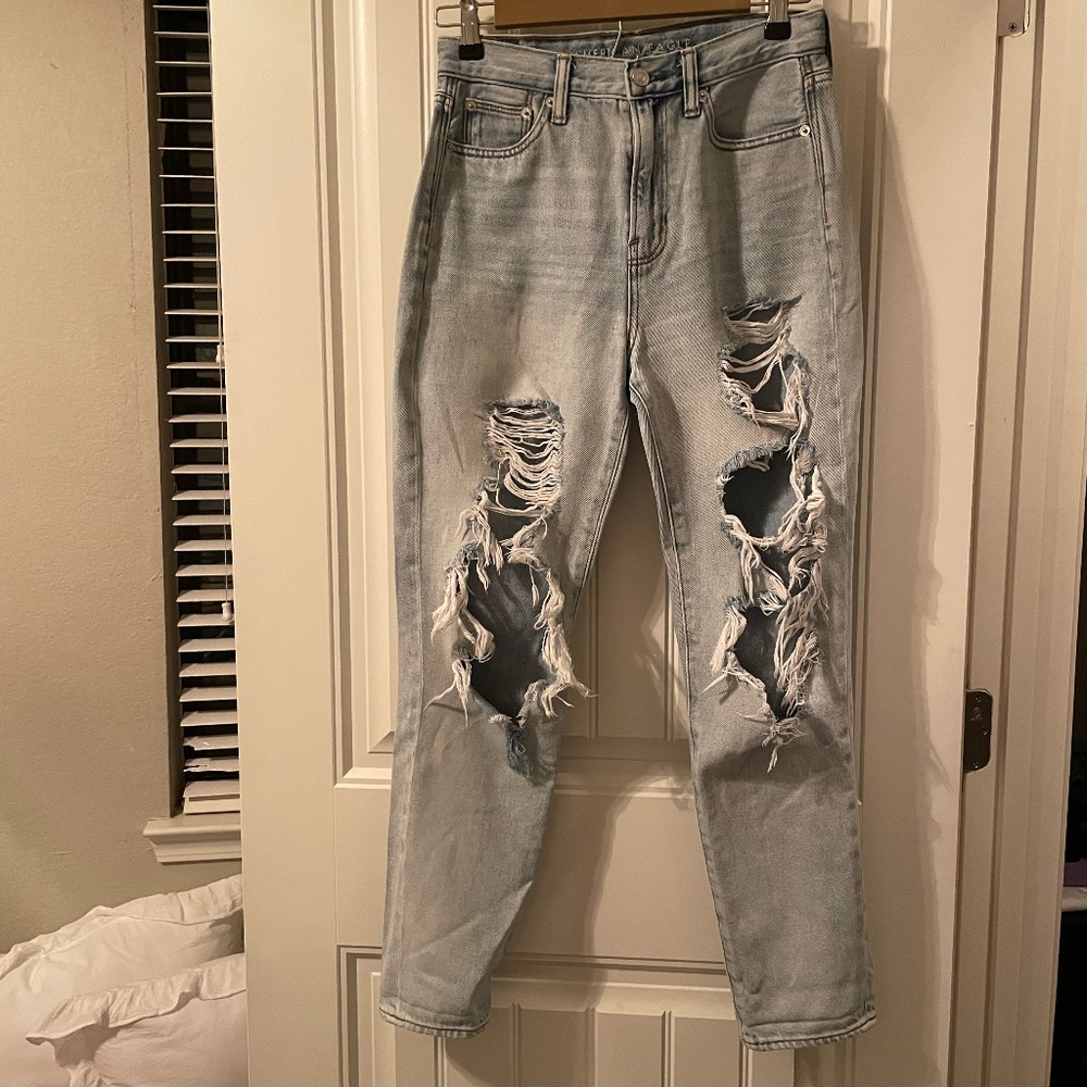 American Eagle Ripped Mom Jeans